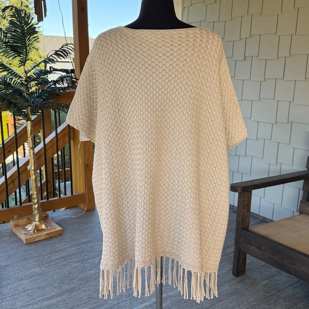 Brax | Taylor Heavy Knit Sleeveless Sweater w Tassel Detail - Picture 5 of 10